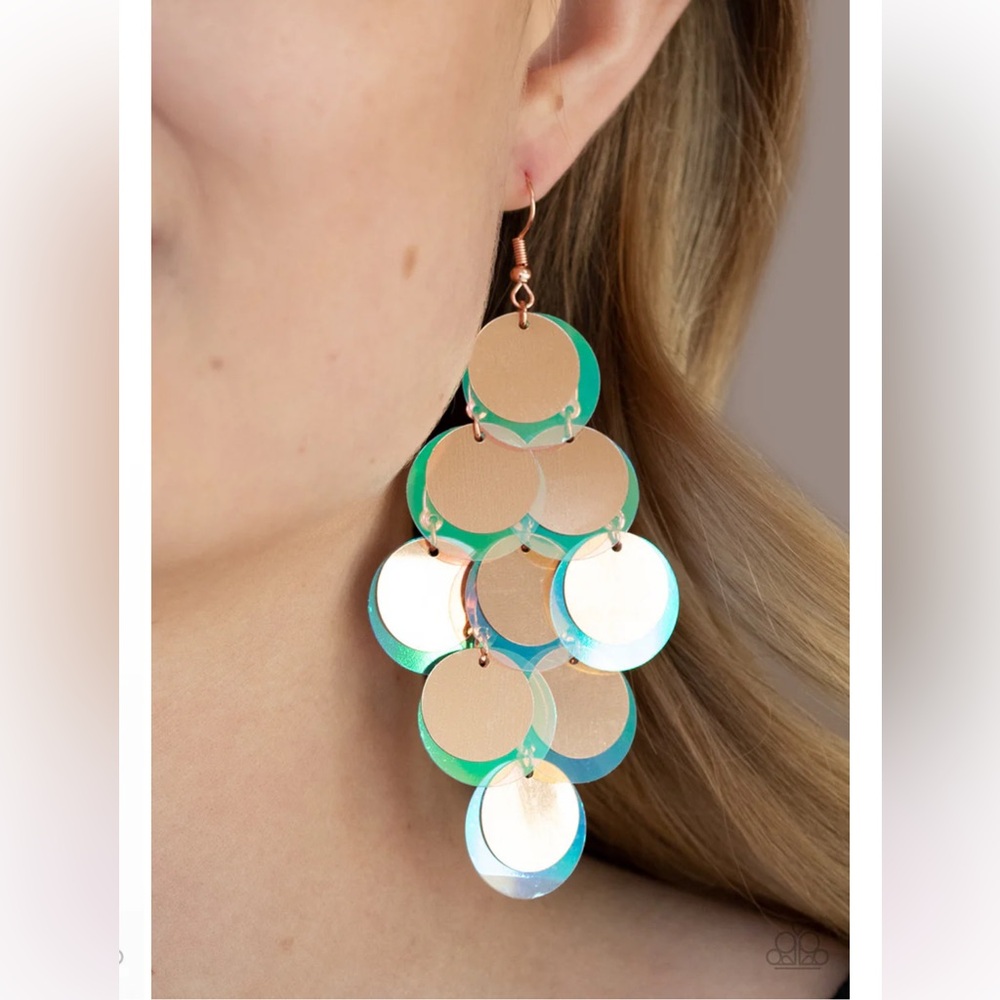 ⚪️🟢⚪️ “SEQUIN SEEKER” COPPER EARRINGS ~ PAPARAZZI❗️⚪️🟢⚪️ STUNNING❗️ - Picture 4 of 4